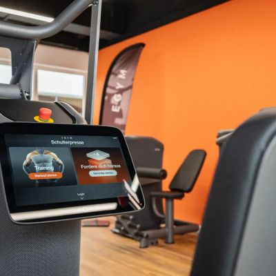 Sportschule Oberhaching: Entdecke EGYM Workouts: Dein Weg zur Topform mit smarten, personalisierten Geräten. Erlebe den Unterschied!