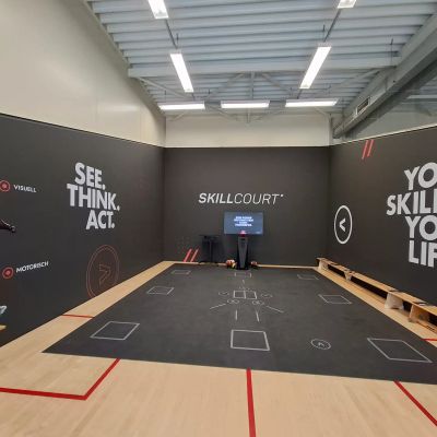 Sportschule Oberhaching: Skillcourt für alle! Verbessere Deine Fitness und fühle Dich stark und gesund.