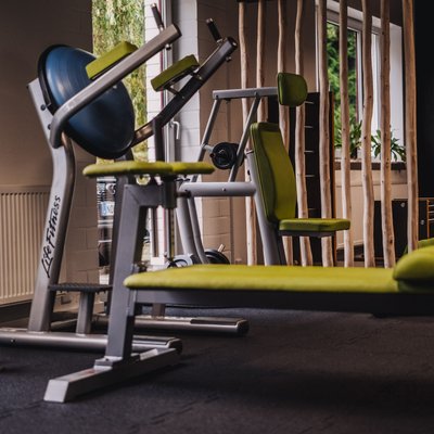 Tatkraft_Fitnessstudio_Neunhaus_Trainingsbereich_4