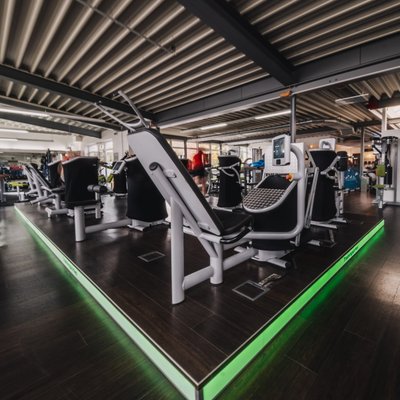 Tatkraft_Fitnessstudio_Neunhaus_Trainingszirkel_2