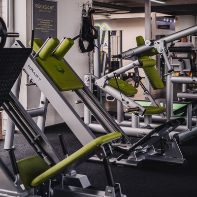 Tatkraft_Fitnessstudio_Neunhaus_Geraetetraining_2