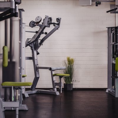 Tatkraft_Fitnessstudio_Neunhaus_Trainingsbereich_9