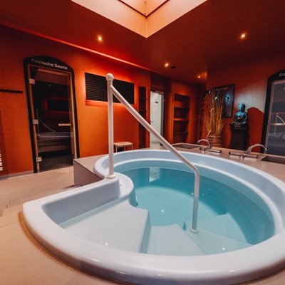 Tatkraft_Fitnessstudio_Neunhaus_Wellness_6