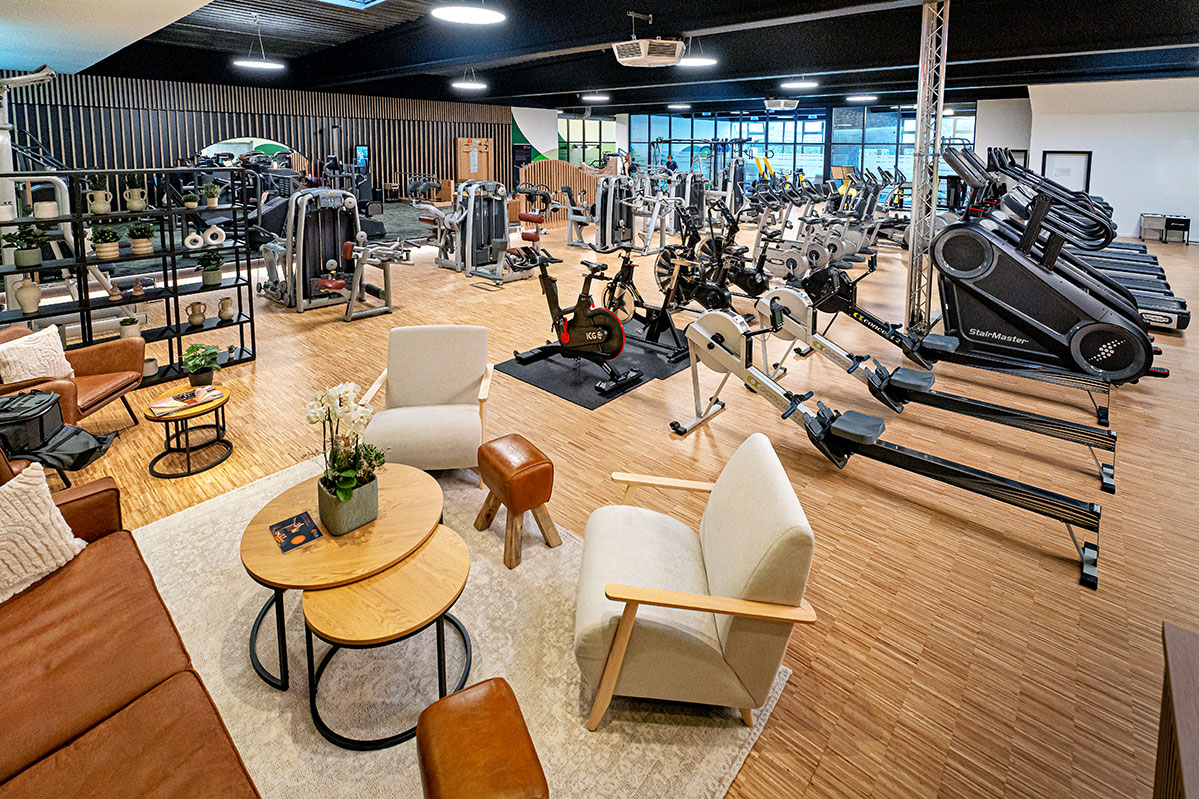 Trainingsfläche und Team im active Morbach